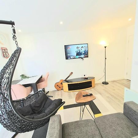 Lovely Studio Apartment Sheffield City Centre - Netflix, Wifi, Digital Tv Luaran gambar