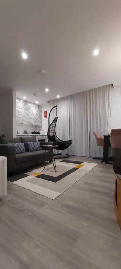 Lovely Studio Apartment Sheffield City Centre - Netflix, Wifi, Digital Tv Luaran gambar
