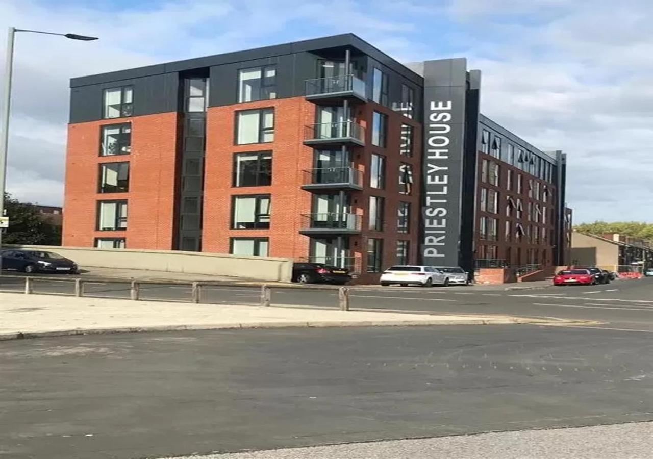 Lovely Studio Apartment Sheffield City Centre - Netflix, Wifi, Digital Tv Luaran gambar
